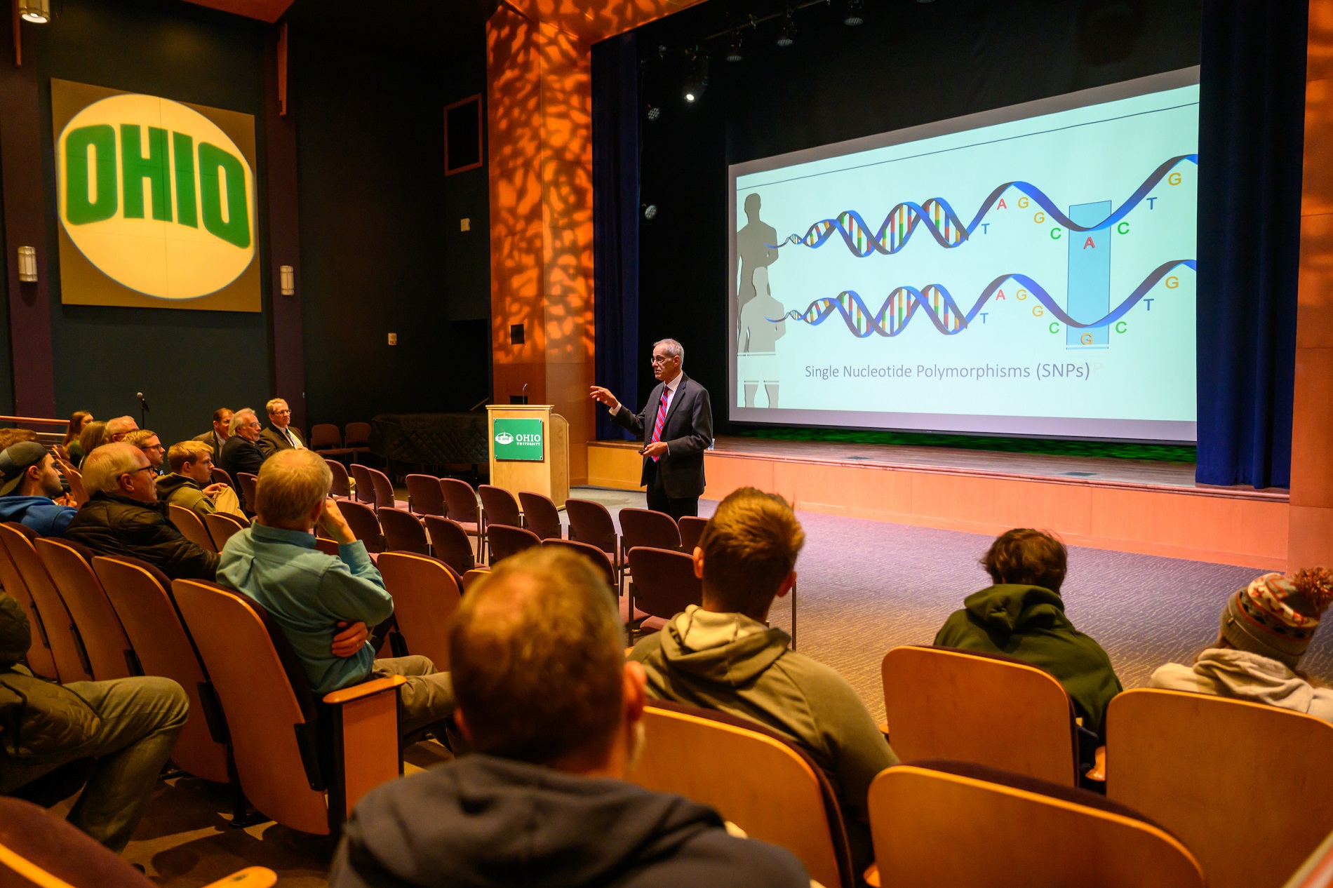 David Walt, Ph.D., winner of the 2023 Fritz J. and Dolores H. Russ Prize, speaks in the Baker Theater at Ohio University