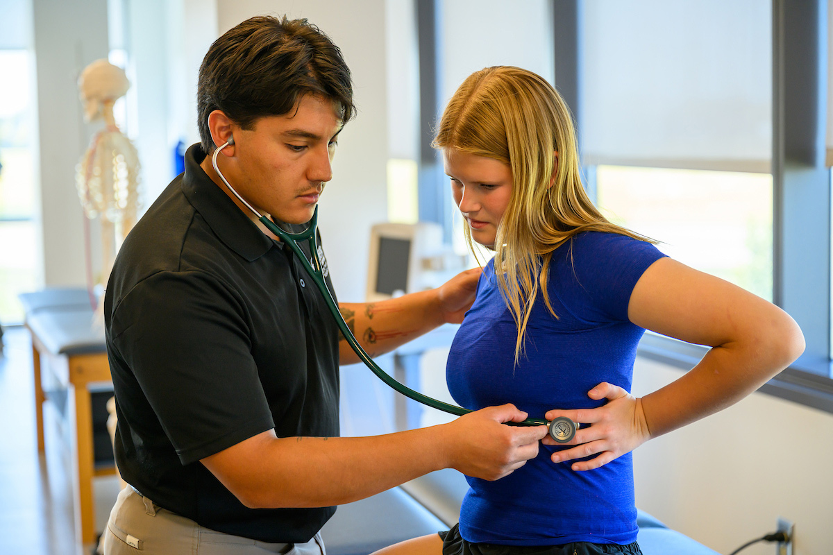 OHIO's Pediatric Athletic Training Residency combines academic and clinical expertise. 
