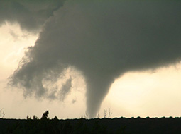 Forecasters may be looking in wrong place when predicting tornadoes ...