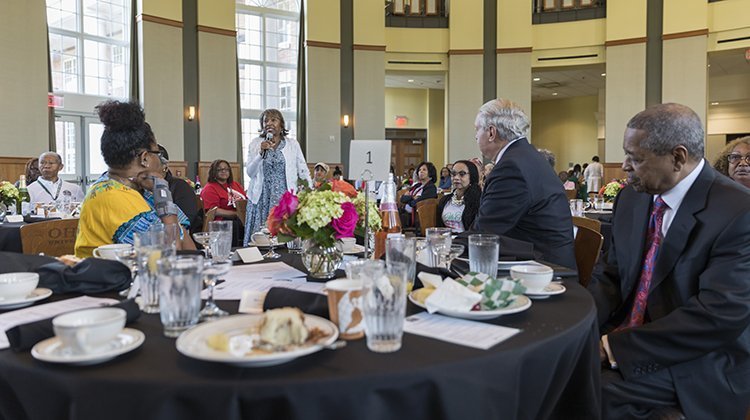Carmen West-Jefferson, BSC ’77, answers a student’s question during the Ebony Bobcat Network (EBN) Annual Breakfast Meeting