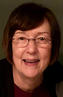 Julie (Snider) Lehr’s 40-year career included stints as a newspaper reporter and editor, as well as a community college instructor. In 2011, she retired after serving more than 18 years as the communications director for the city of Woodbury, Minnesota. 