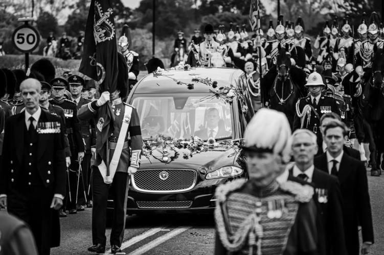 A photo by OHIO graduate Marcus Yam for the Los Angeles Times of Queen Elizabeth’s funeral