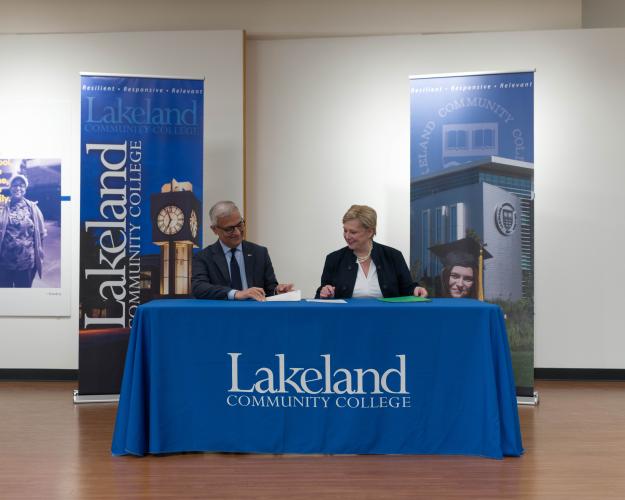 Lakeland Community College signing