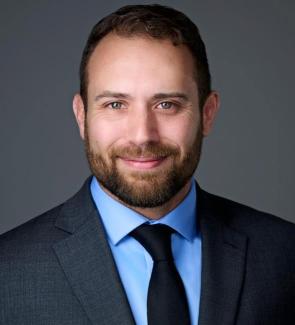 Dr. Vincent Nowaczewski