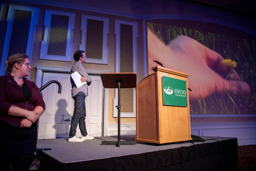 Jad Abumrad speaks to journalism students
